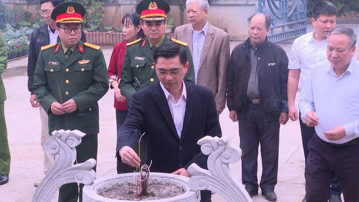 Hoạt động tri ân, chúc thọ đầu xuân Bính Ngọ 2026 tại xã Thanh Trì- Ảnh 4.