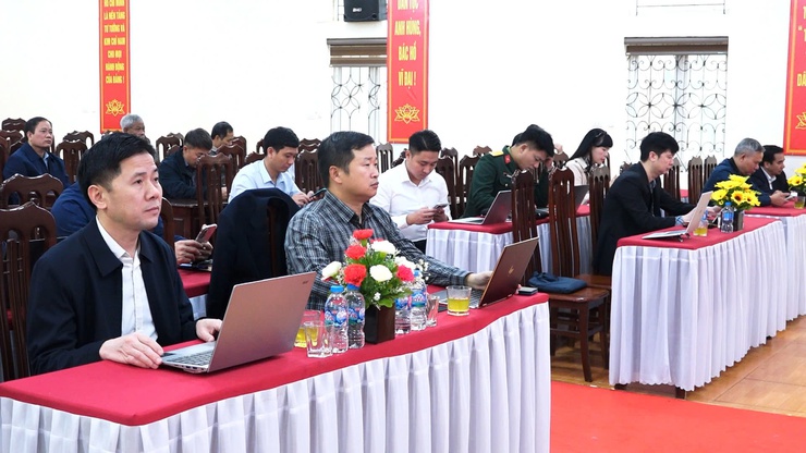 XÃ DÂN HOÀ THAM DỰ HỘI NGHỊ TOÀN QUỐC NGHIÊN CỨU, HỌC TẬP, QUÁN TRIỆT VÀ TRIỂN KHAI THỰC HIỆN NGHỊ QUYẾT ĐẠI HỘI XIV CỦA ĐẢNG - Ảnh 1.