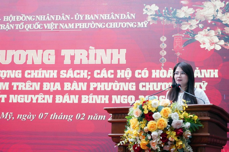 Phường Chương Mỹ tổ chức chương trình tặng quà Tết cho các đối tượng chính sách, hộ khó khăn và trẻ em - Ảnh 3.