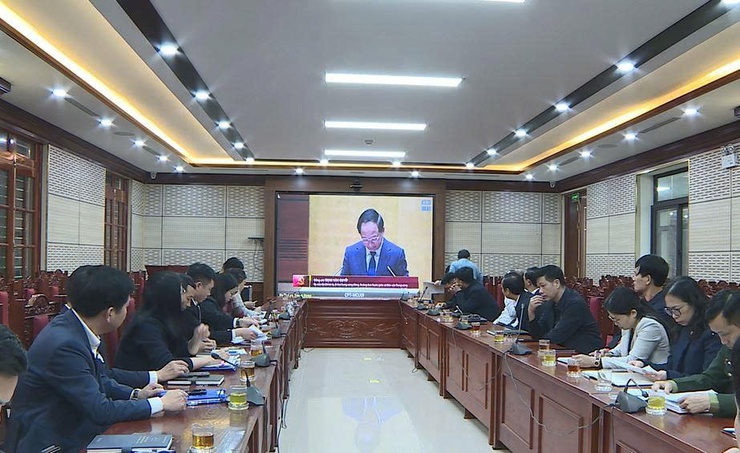 Cán bộ, đảng viên xã Phúc Thọ tham dự Hội nghị quán triệt, triển khai thực hiện Nghị quyết Đại hội XIV của Đảng- Ảnh 4.