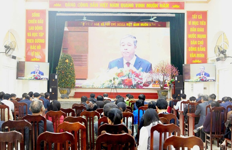 Xã Ứng Thiên tham dự Hội nghị toàn quốc quán triệt, triển khai thực hiện Nghị quyết Đại hội XIV của Đảng- Ảnh 1.