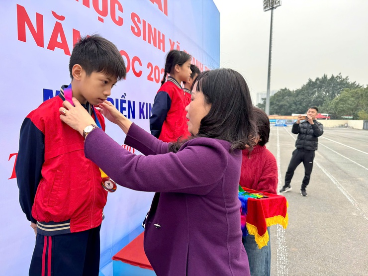 Trung tâm Dịch vụ tổng hợp xã Thanh Trì tổ chức thành công Giải thể thao học sinh năm học 2025–2026- Ảnh 12.