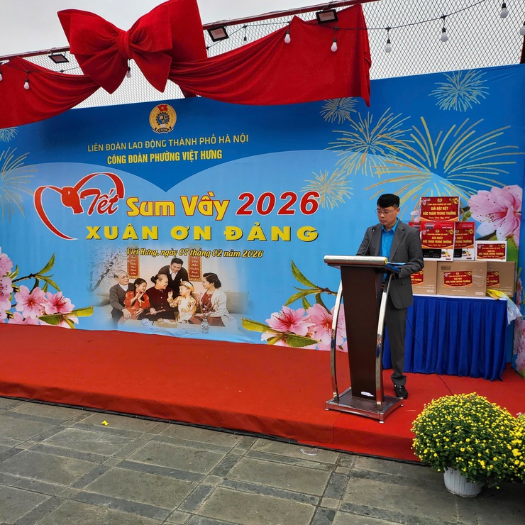 Công đoàn phường Việt Hưng tổ chức Chương trình “Tết sum vầy - Xuân ơn Đảng và Chợ tết công đoàn”, xuân Bính Ngọ 2026- Ảnh 1.