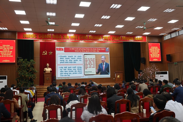 Xã Tiến Thắng học tập, quán triệt và triển khai thực hiện Nghị quyết Đại hội lần thứ XIV của Đảng- Ảnh 1.