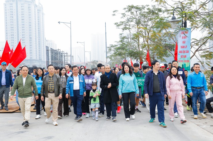 CẦU GIẤY GẮN KẾT CỘNG ĐỒNG - CHUNG TAY VÌ MÔI TRƯỜNG SẠCH, ĐẸP- Ảnh 17.