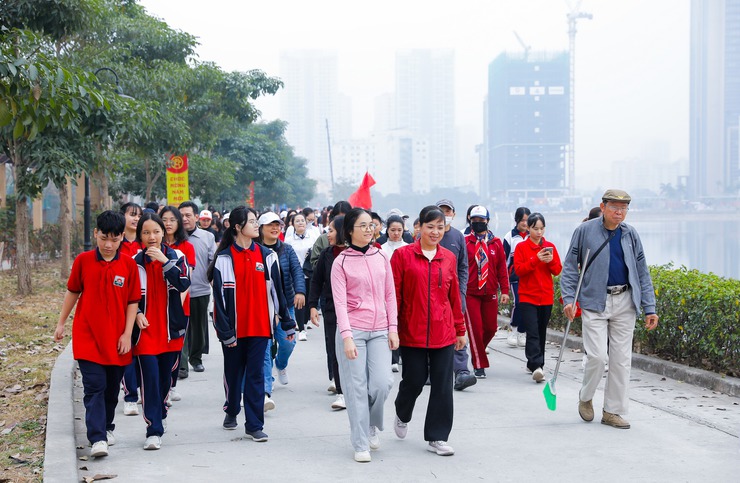 CẦU GIẤY GẮN KẾT CỘNG ĐỒNG - CHUNG TAY VÌ MÔI TRƯỜNG SẠCH, ĐẸP- Ảnh 20.