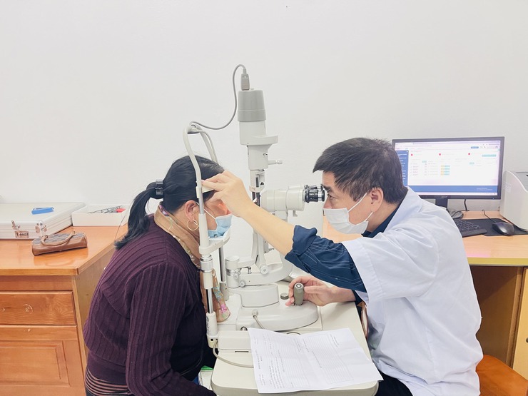 Hiệu quả phẫu thuật cắt mộng ghép kết mạc tự thân trong điều trị mộng thịt- Ảnh 1.