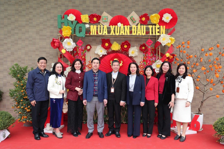 LÃNH ĐẠO PHƯỜNG CẦU GIẤY THĂM, NẮM BẮT TÌNH HÌNH CÁC NHÀ TRƯỜNG DỊP ĐẦU XUÂN 2026- Ảnh 2.