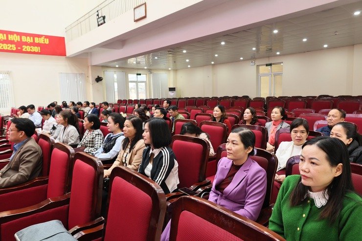 Đảng ủy xã Quảng Bị và các Chi bộ trực thuộc dự Hội nghị toàn quốc nghiên cứu, học tập, quán triệt và triển khai thực hiện Nghị quyết Đại hội XIV của Đảng- Ảnh 6.