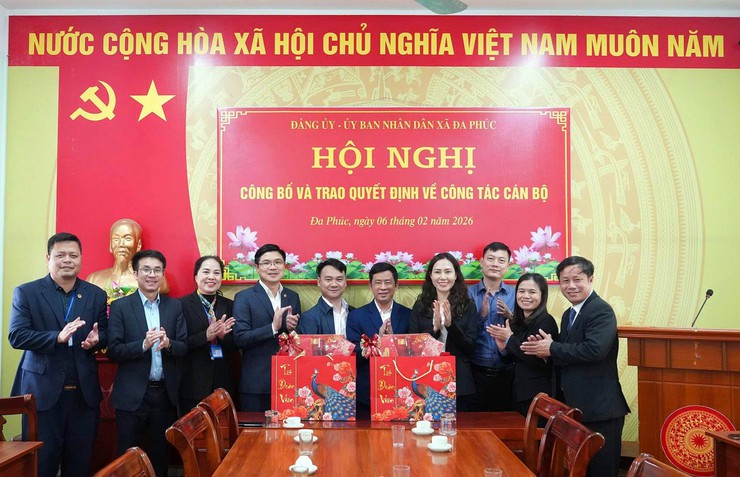 Xã Đa Phúc - Hội nghị công bố và trao quyết định về công tác cán bộ tại Trung tâm Dịch vụ tổng hợp và Ban Quản lý dự án đầu tư hạ tầng- Ảnh 3.