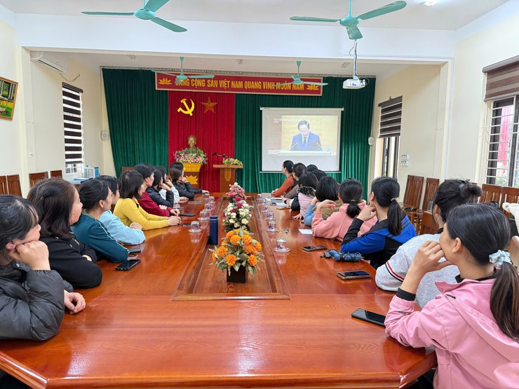 Đảng ủy xã Quảng Bị và các Chi bộ trực thuộc dự Hội nghị toàn quốc nghiên cứu, học tập, quán triệt và triển khai thực hiện Nghị quyết Đại hội XIV của Đảng- Ảnh 8.