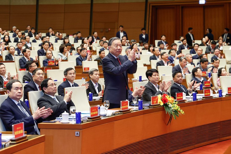 Đảng ủy xã Quảng Bị và các Chi bộ trực thuộc dự Hội nghị toàn quốc nghiên cứu, học tập, quán triệt và triển khai thực hiện Nghị quyết Đại hội XIV của Đảng- Ảnh 1.