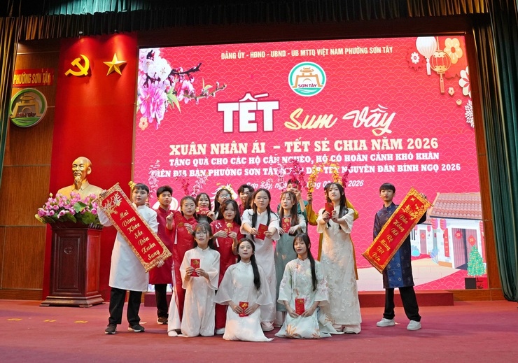 SƠN TÂY ẤM ÁP CHƯƠNG TRÌNH TẾT SUM VẦY “ XUÂN NHÂN ÁI – TẾT SẺ CHIA- Ảnh 9.