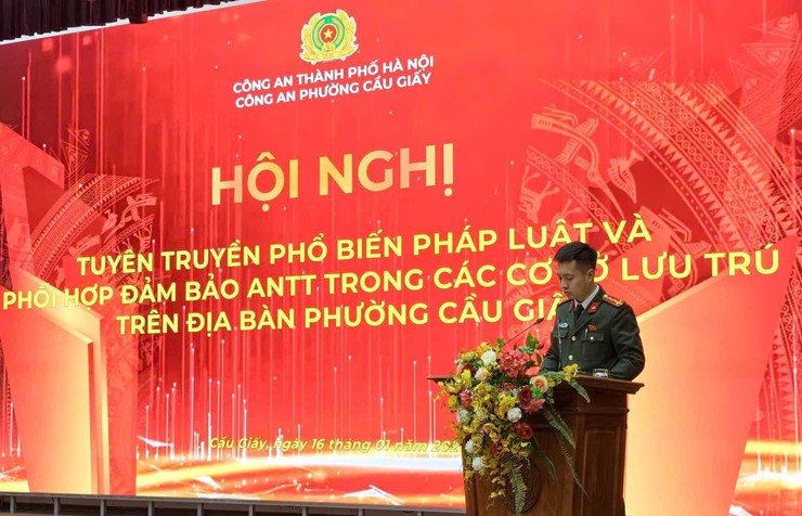 Công an phường Cầu Giấy tổ chức Hội nghị tuyên truyền, phổ biến pháp luật và phối hợp bảo đảm an ninh, trật tự trong các cơ sở lưu trú- Ảnh 2.