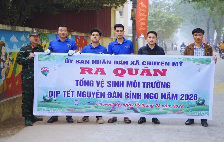 Xã Chuyên Mỹ vệ sinh môi trường trên địa bàn chào đón Xuân Bính Ngọ 2026- Ảnh 4.