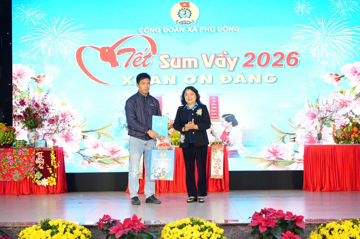 Xã Phù Đổng tổ chức Chương trình “Xuân nhân ái - Tết sum vầy” năm 2026- Ảnh 10.