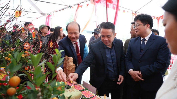 Xã Tam Hưng: Lan toả nghĩa tình chương trình "Tết sum vầy – Xuân yêu thương"- Ảnh 2.