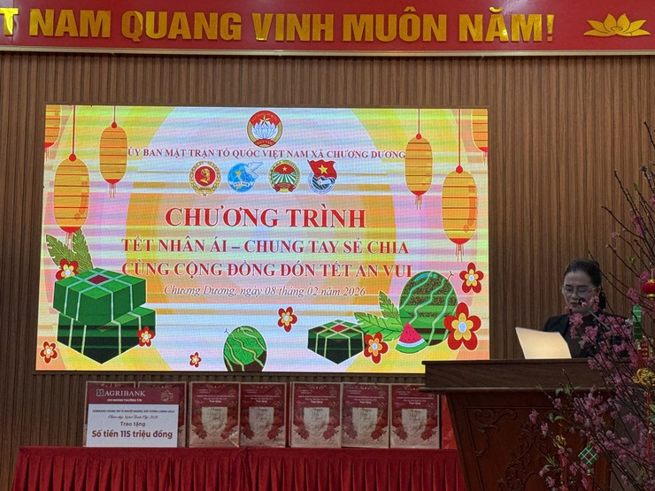 Ủy ban MTTQ Việt Nam xã Chương Dương chung tay sẻ chia, trao yêu thương nhân dịp Tết Nguyên Đán Bính Ngọ 2026- Ảnh 1.