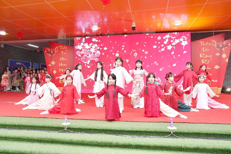 Trường Tiểu học Thiên Lộc sôi nổi tổ chức chương trình "Xuân ấm áp – Tết an vui" năm 2026- Ảnh 8.