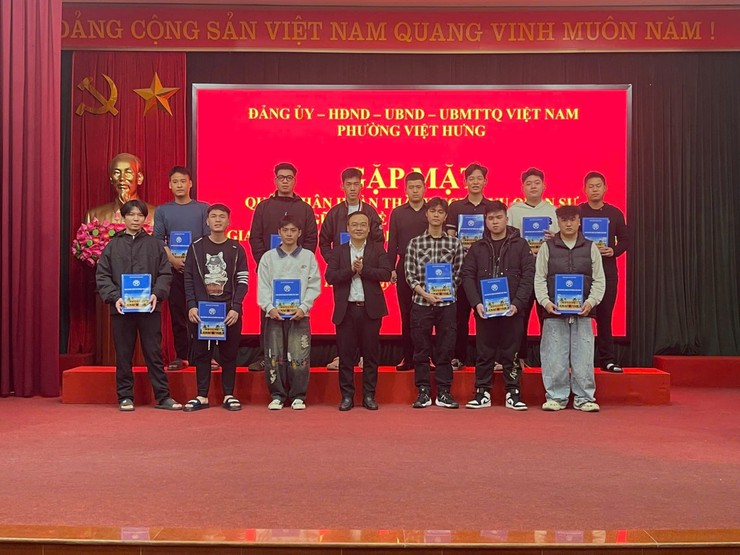 Hội nghị gặp mặt quân nhân xuất ngũ và giao quyết định gọi công dân nhập ngũ năm 2026- Ảnh 7.