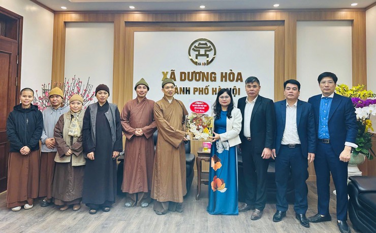 Ban Đại diện Phật giáo liên xã Hoài Đức thăm, chúc Tết Đảng uỷ - HĐND – UBND – UB MTTQ xã Dương Hoà- Ảnh 1.