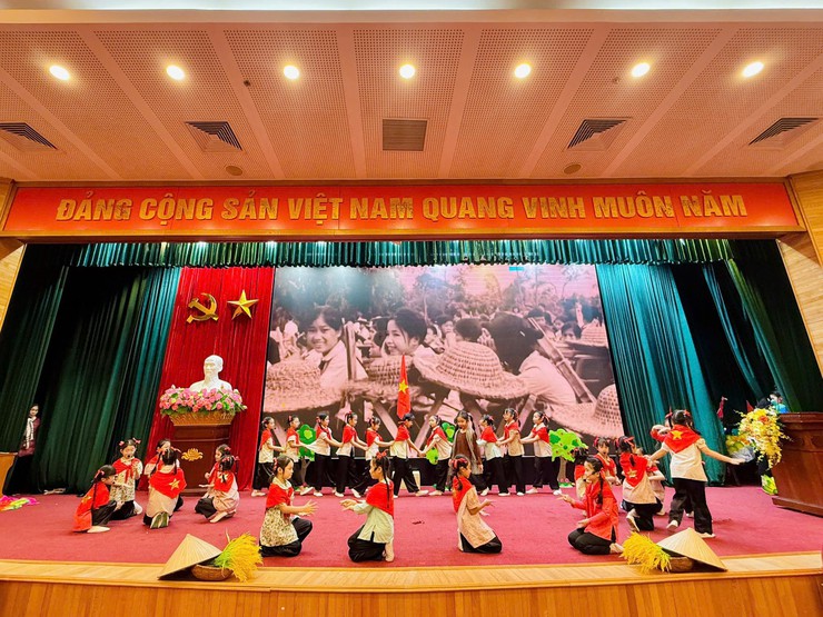 Ngày hội  tuổi trẻ Việt Hưng "Mừng Đảng - Chào Xuân - Đón tết" năm 2026- Ảnh 8.