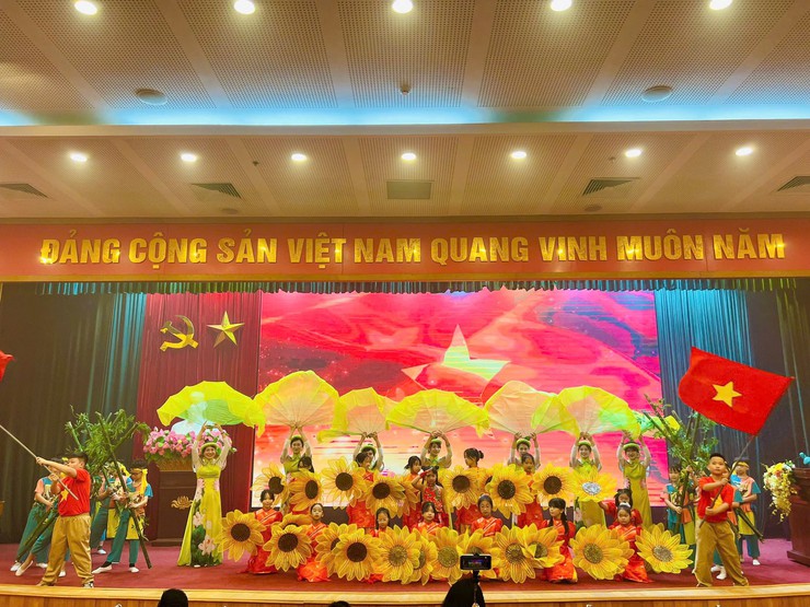 Ngày hội  tuổi trẻ Việt Hưng "Mừng Đảng - Chào Xuân - Đón tết" năm 2026- Ảnh 9.