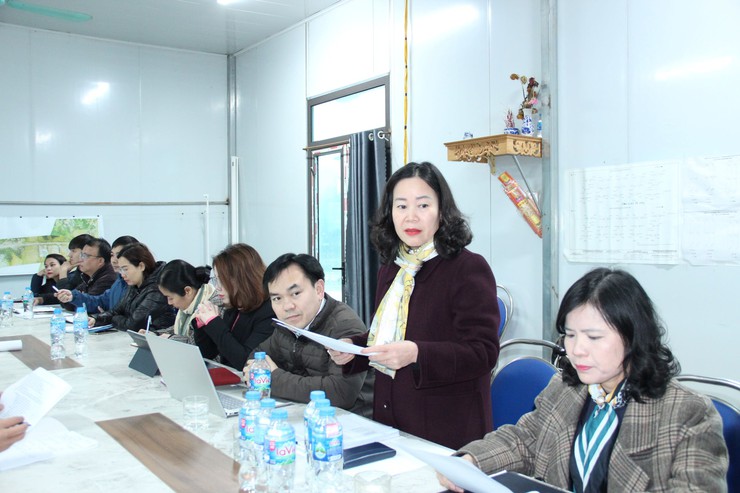 Nước rút còn 6 ngày: Thường trực Đảng ủy xã Hòa Lạc giao ban, khảo sát, chỉ đạo tháo gỡ vướng mắc Dự án Đại lộ Thăng Long kéo dài- Ảnh 2.