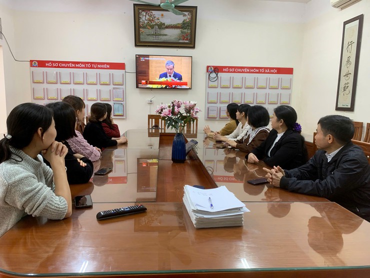 Đảng uỷ xã Dương Hoà tổ chức 15 điểm cầu kết nối trực tuyến hội nghị toàn quốc quán triệt và triển khai Nghị quyết Đại hội XIV của Đảng - Ảnh 5.