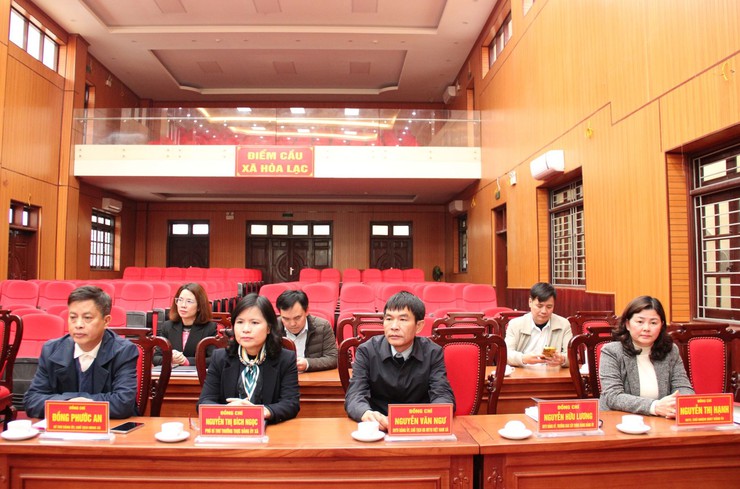 Công bố quyết định công tác cán bộ Ban Chỉ huy Quân sự xã Hòa Lạc- Ảnh 1.