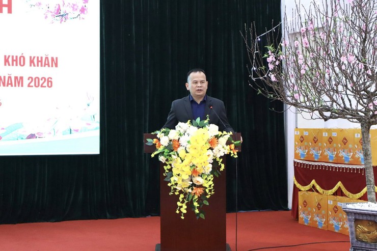 SỞ DÂN TỘC VÀ TÔN GIÁO THÀNH PHỐ HÀ NỘI, HỘI DOANH NGHIỆP TRẺ HÀ NỘI PHỐI HỢP UBND XÃ BA VÌ TỔ CHỨC THĂM, TẶNG QUÀ NHÂN DỊP TẾT NGUYÊN ĐÁN BÍNH NGỌ 2026- Ảnh 1.