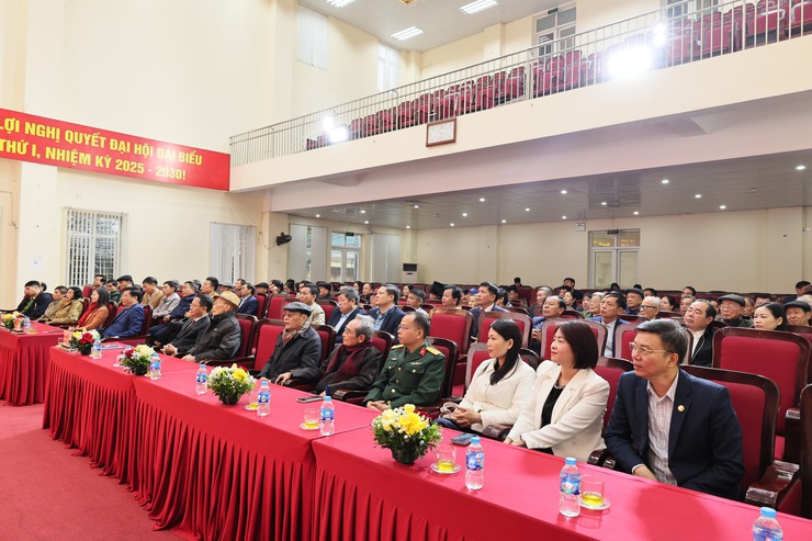 Quảng Bị tổ chức Hội nghị gặp mặt cán bộ hưu trí tiêu biểu nhân dịp Tết Bính Ngọ 2026- Ảnh 4.