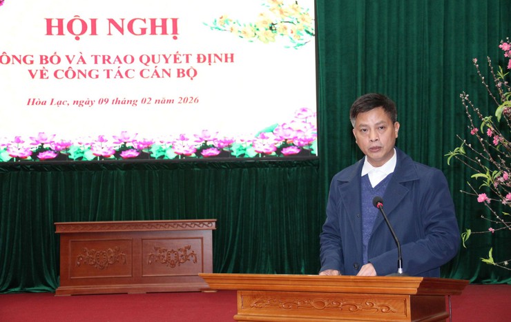 Công bố quyết định công tác cán bộ Ban Chỉ huy Quân sự xã Hòa Lạc- Ảnh 7.