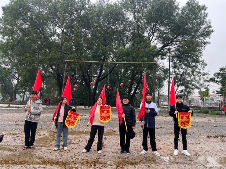 Chương trình "Tết Nhân ái – Xuân yêu thương" mang Tết ấm đến người dân xã Ứng Thiên

- Ảnh 24.