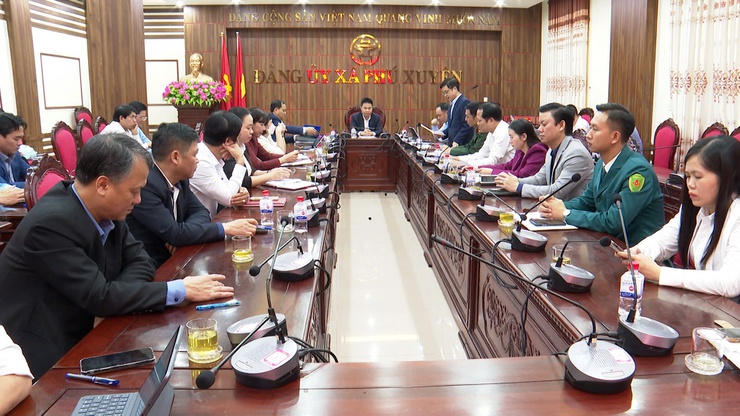 Xã Phú Xuyên công bố các quyết định của Thành ủy về công tác cán bộ- Ảnh 1.