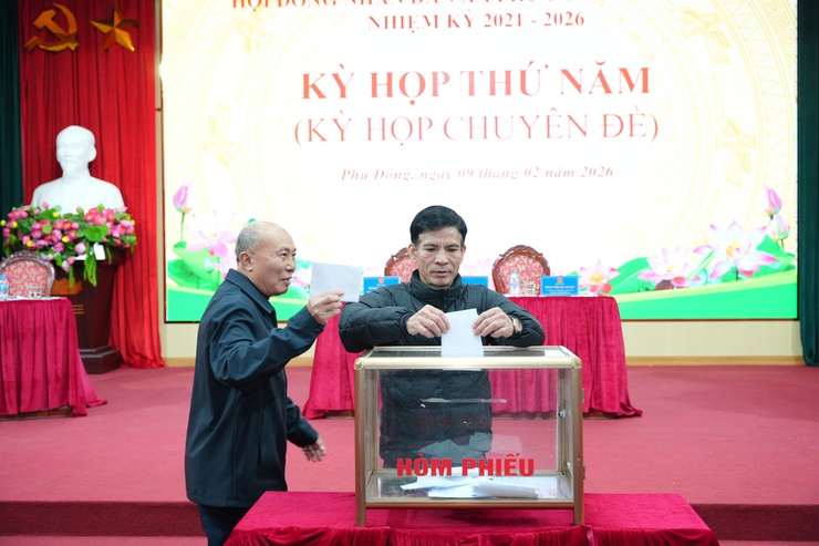 Hội đồng nhân dân xã Phù Đổng khóa XXI, nhiệm kỳ 2021-2026 tổ chức Kỳ họp thứ năm (Kỳ họp chuyên đề)- Ảnh 5.