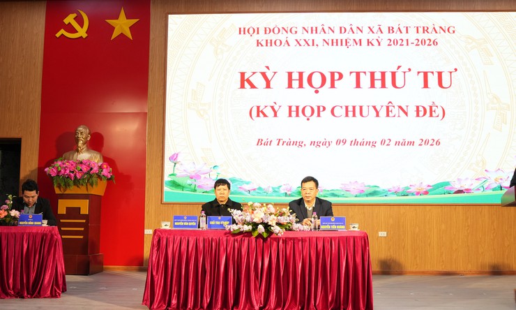 Hội đồng nhân dân xã Bát Tràng tổ chức Kỳ họp thứ 4 (kỳ họp chuyên đề)- Ảnh 1.