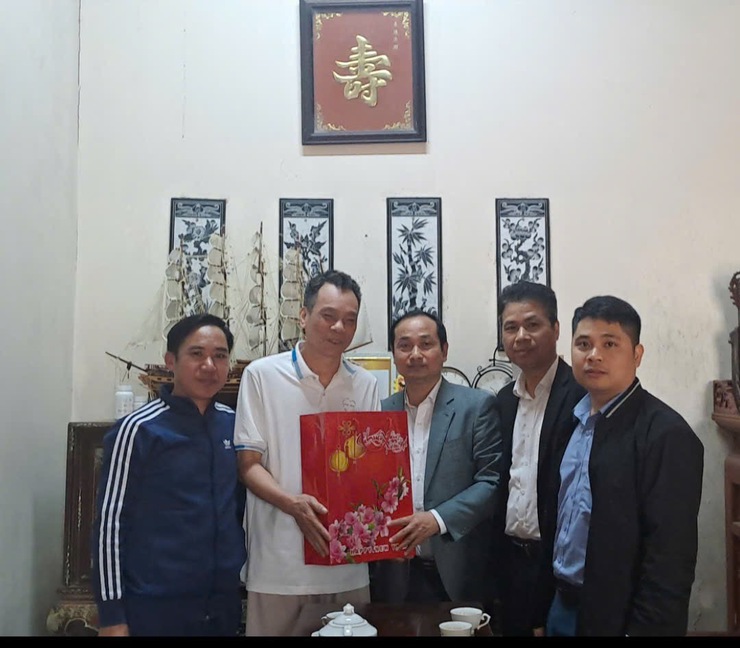 XÃ THẠCH THẤT TỔ CHỨC THĂM, TẶNG QUÀ ĐỐI TƯỢNG CHÍNH SÁCH, NGƯỜI CAO TUỔI TRÒN 100 TUỔI NHÂN DỊP TẾT NGUYÊN ĐÁN BÍNH NGỌ 2026 - Ảnh 28.