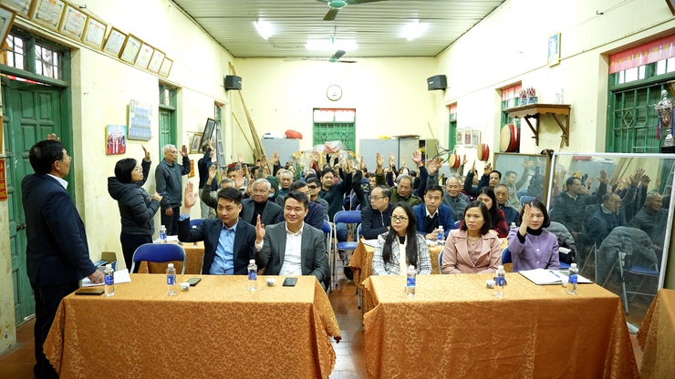 Xã Dương Hoà lấy ý kiến cử tri nơi cư trú đối với người ứng cử đại biểu HĐND các cấp tại thôn Minh Hiệp 2- Ảnh 6.
