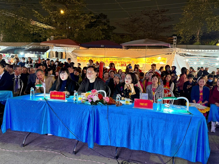 TƯNG BỪNG LIÊN HOAN NGHỆ THUẬT QUẦN CHÚNG “MỪNG ĐẢNG – MỪNG XUÂN” XÃ THANH TRÌ NĂM 2026- Ảnh 3.