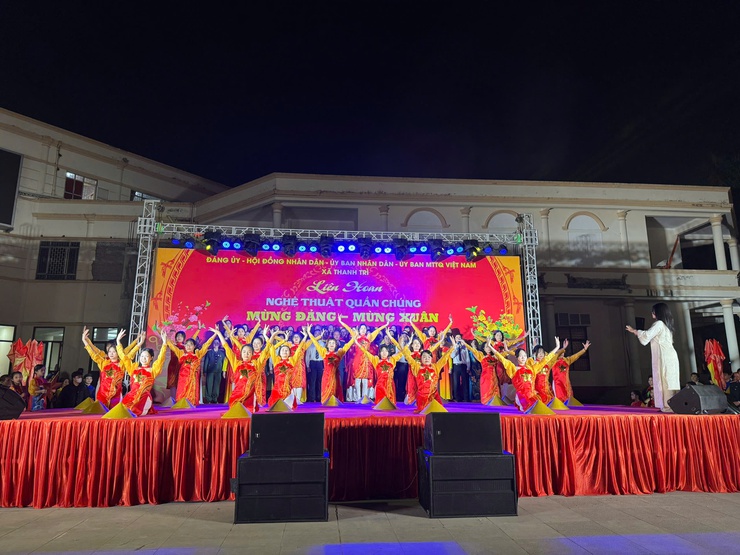 TƯNG BỪNG LIÊN HOAN NGHỆ THUẬT QUẦN CHÚNG “MỪNG ĐẢNG – MỪNG XUÂN” XÃ THANH TRÌ NĂM 2026- Ảnh 8.