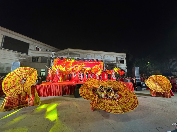 TƯNG BỪNG LIÊN HOAN NGHỆ THUẬT QUẦN CHÚNG “MỪNG ĐẢNG – MỪNG XUÂN” XÃ THANH TRÌ NĂM 2026- Ảnh 22.