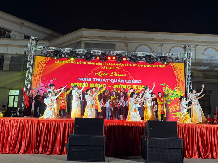 TƯNG BỪNG LIÊN HOAN NGHỆ THUẬT QUẦN CHÚNG “MỪNG ĐẢNG – MỪNG XUÂN” XÃ THANH TRÌ NĂM 2026- Ảnh 25.