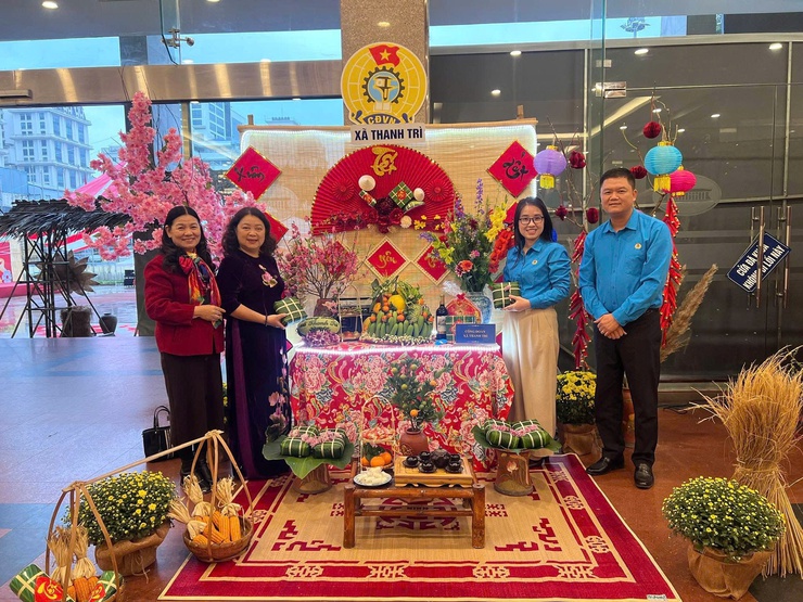 CÔNG ĐOÀN XÃ THANH TRÌ THAM GIA HỘI CHỢ CÔNG ĐOÀN THÀNH PHỐ HÀ NỘI VÀ HỘI THI GÓI BÁNH CHƯNG, BẦY MÂM QUẢ TẾT- Ảnh 4.