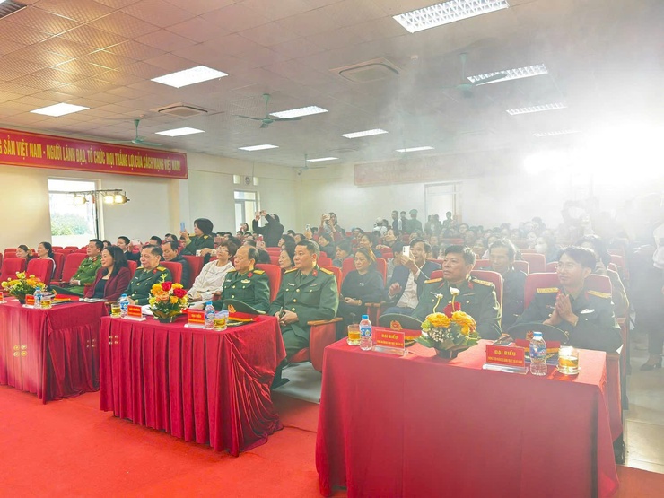 PHƯỜNG TÂY MỖ TỔ CHỨC CHƯƠNG TRÌNH "TẾT QUÂN DÂN" XUÂN BÍNH NGỌ 2026

- Ảnh 2.