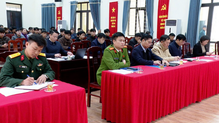 ỨNG HOÀ TRAO QUYẾT ĐỊNH GỌI CÔNG DÂN NHẬP NGŨ NĂM 2026.- Ảnh 1.