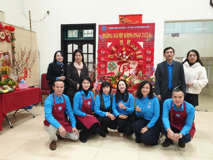 Ấm áp chương trình “Tết sum vầy - Xuân ơn Đảng” phường Phú Lương năm 2026- Ảnh 2.