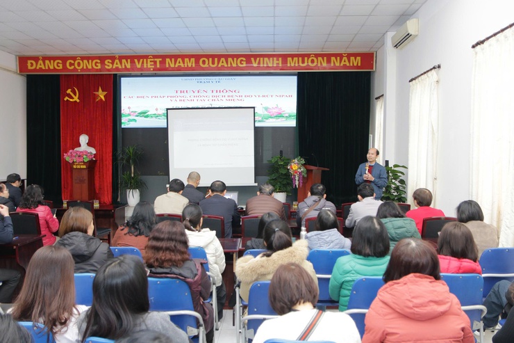 Cập nhật kiến thức về bệnh do vi rút Nipah và tay chân miệng cho cán bộ y tế và cộng tác viên- Ảnh 3.