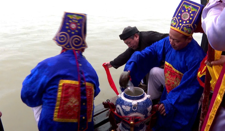                      Nghi Lễ cấp thuỷ Đền Hát Môn- Ảnh 3.