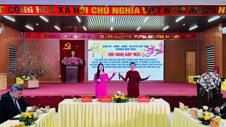 Phường Định Công tổ chức gặp mặt nguyên lãnh đạo và cán bộ chủ chốt Xuân Bính Ngọ 2026: Tri ân, đoàn kết và phát triển- Ảnh 2.